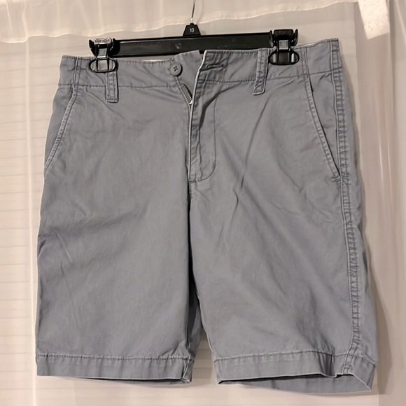 Mens Old Navy chino shorts - Picture 1 of 3